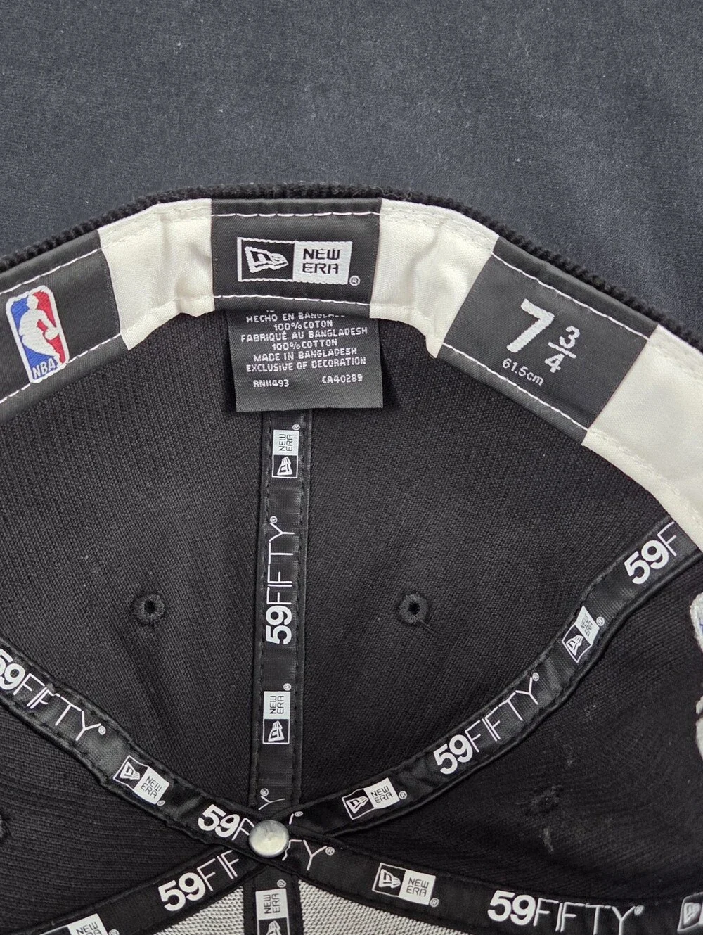 New Era NBA Chicago Bulls Fitted Hat 7 3/4 Black Corduroy